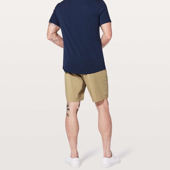 New Lululemon Lululemon Bowline Short 8"
Tofino Sand - Picture 5 of 7